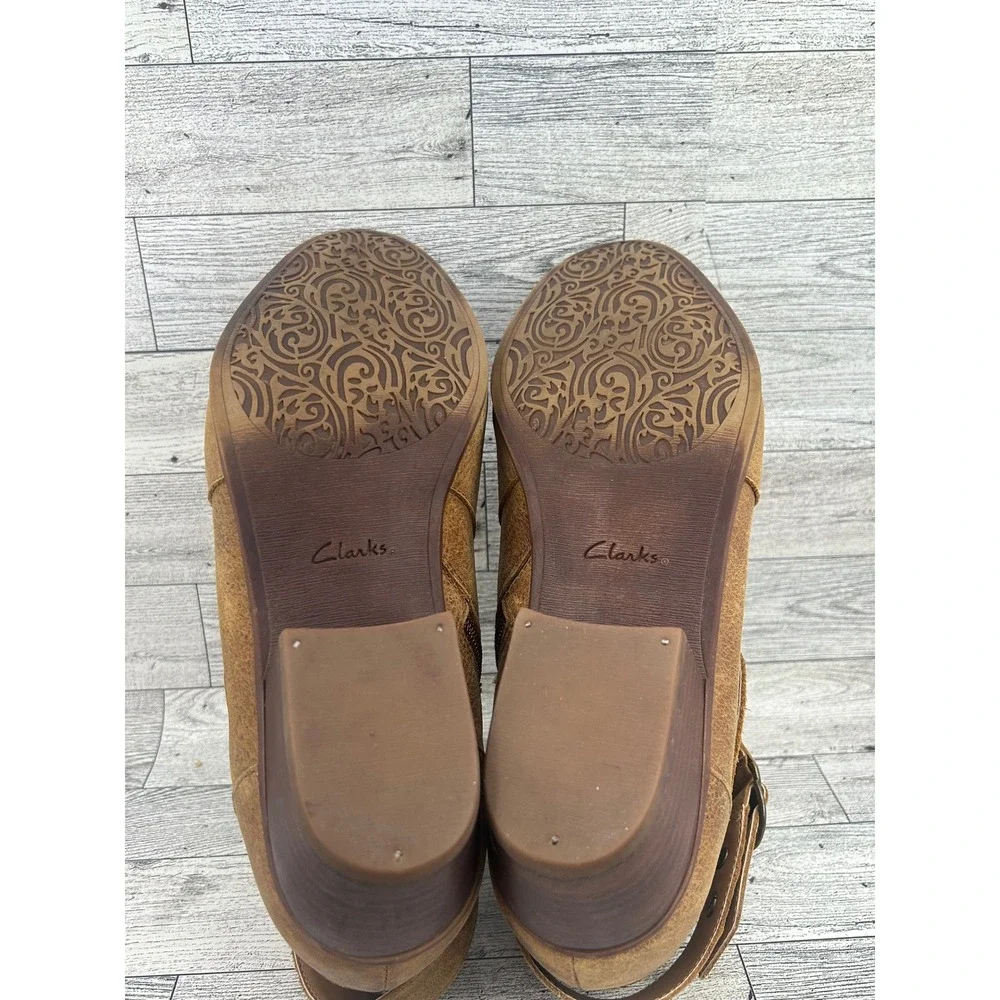 Clarks Artisan Women Tan‎ Leather Ankle Boots Buckle Strap Side Zip Size 10M